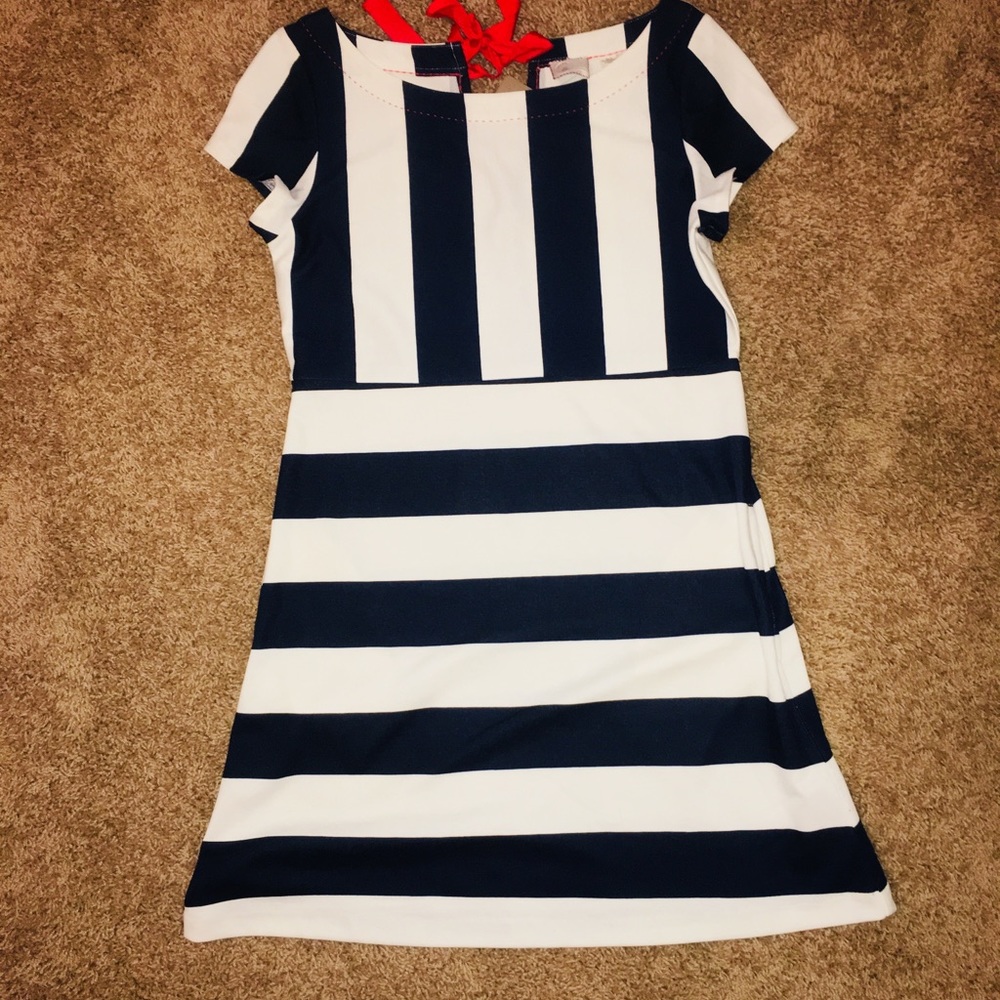 Dress - Picture 1 of 5